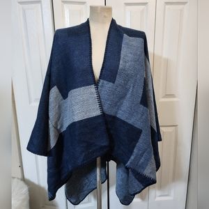 NWT Blue Hues Colorblock Geometric Pattern Shawl Cape Sweater